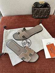 Colestore Hermès Oran Sandal Gray Nude Crystal  - 3