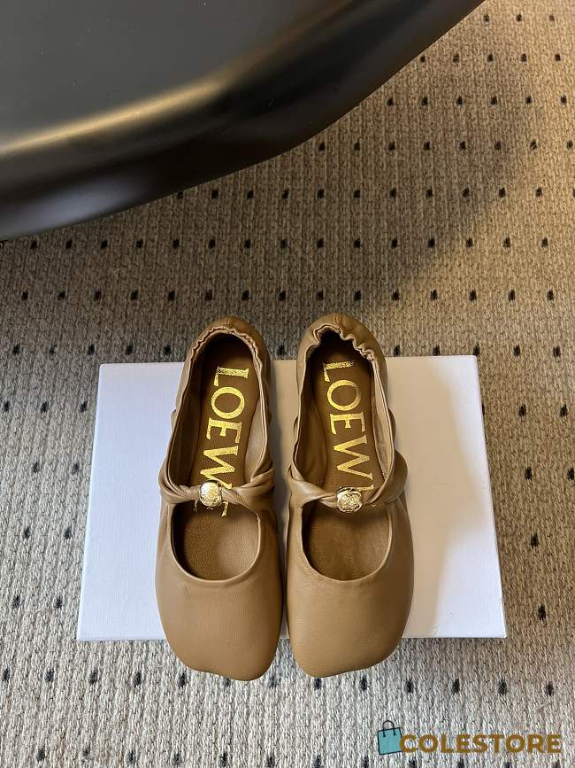 Colestore Loewe Pebble Soft Ballerina in Nappa Lambskin Oak - 1