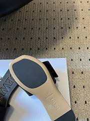 Colestore Loewe Pebble Slide in Soft Calfskin Black - 6