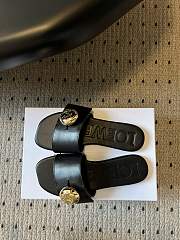 Colestore Loewe Pebble Slide in Soft Calfskin Black - 2