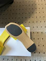 Colestore Loewe Pebble Slide in Soft Calfskin Dandelion - 6