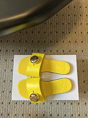 Colestore Loewe Pebble Slide in Soft Calfskin Dandelion - 3