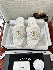 Colestore Chanel Quilted Double C Buckle Mule Slippers White - 1
