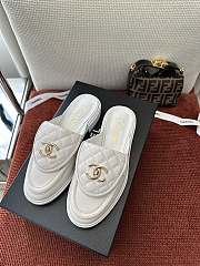 Colestore Chanel Quilted Double C Buckle Mule Slippers White - 6