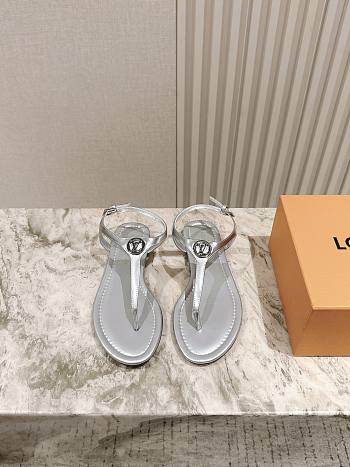 Colestore Louis Vuitton Sunkiss Flat Sandal Silver