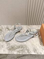 Colestore Louis Vuitton Sunkiss Flat Sandal Silver - 6
