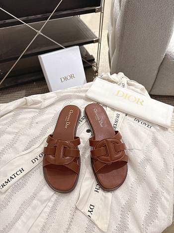 Colestore Dior D-Club Slide Camel Calfskin 