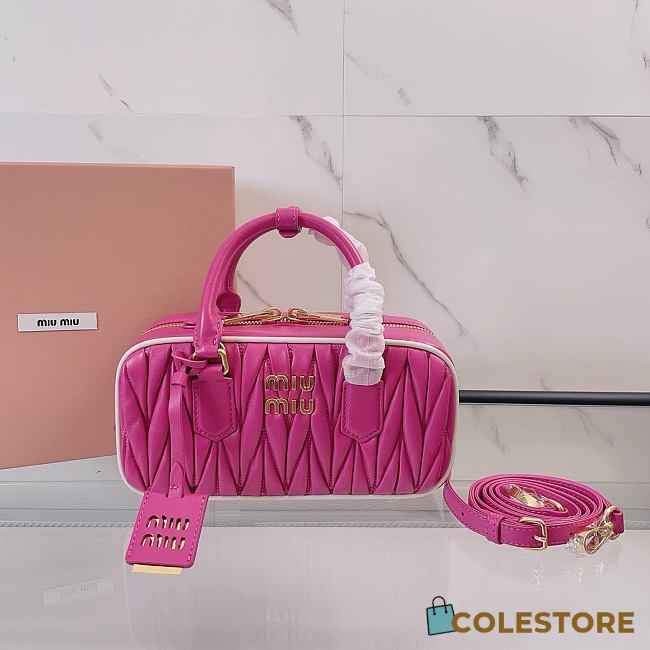 Colestore Miu Miu Matelassé Leather Bowling Bag in Pink 22x10.5x7.5cm - 1