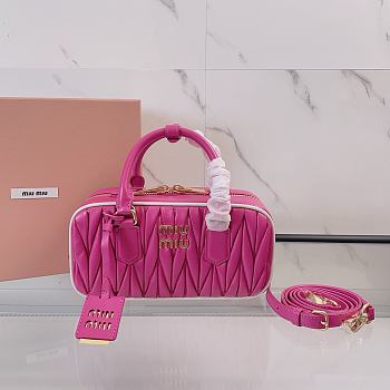 Colestore Miu Miu Matelassé Leather Bowling Bag in Pink 22x10.5x7.5cm