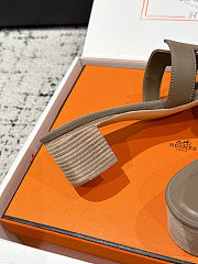 Colestore Hermès Oasis High Heel Slide Sandal Étoupe - 2