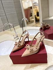 Colestore Valentino Garavani Rockstud Patent-Leather Bow Slingback Pump Beige - 3