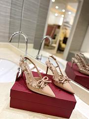 Colestore Valentino Garavani Rockstud Patent-Leather Bow Slingback Pump Beige - 4