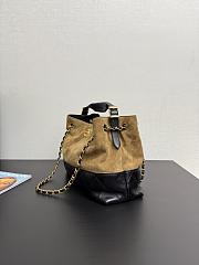 Colestore Chanel Small Tote Suede Calfskin, Shiny Lambskin & Gold-Tone Metal, Beige & Black 36x24x12cm - 3