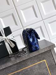 Colestore Chanel Classic 11.12 Handbag Denim and Blue 15.5 x 25.5 x 6.5cm - 5