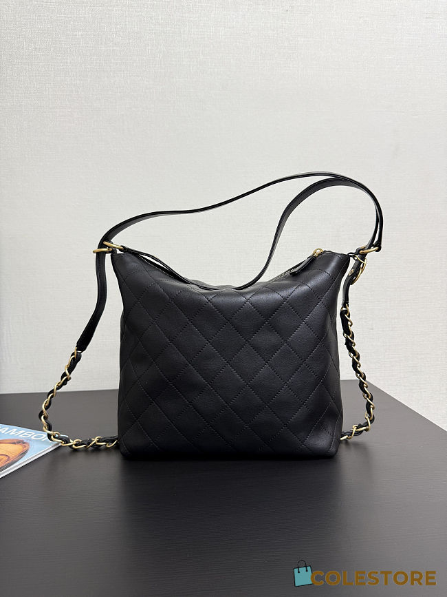 Colestore Chanel Hobo Bag Lambskin & Gold Metal 20x31x8.5cm - 1