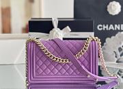 Colestore Chanel Le Boy Bolsa Med Boy Purple Caviar 25x15x9cm - 3