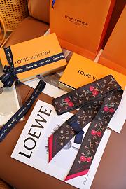 Colestore Louis Vuitton LV X TM Silk Monogram Cerises Bandeau Brown - 4