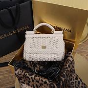  Colestore Dolce & Gabbana Elongated Sicily handbag in White 18x11x6cm - 1