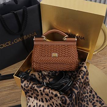  Colestore Dolce & Gabbana Elongated Sicily handbag in Brown 18x11x6cm