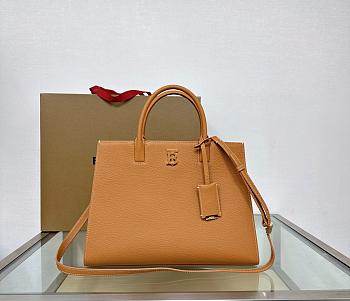 Colestore Burberry Small TB Bag in Grainy Leather Caramel 32.5 x 12 × 24cm