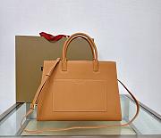 Colestore Burberry Small TB Bag in Grainy Leather Caramel 32.5 x 12 × 24cm - 4