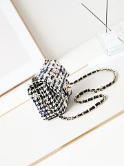 Colestore Chanel Mini Flap Bag Houndstooth Tweed with Floral Embellishments and Gold-Tone Hardware 21cm - 2