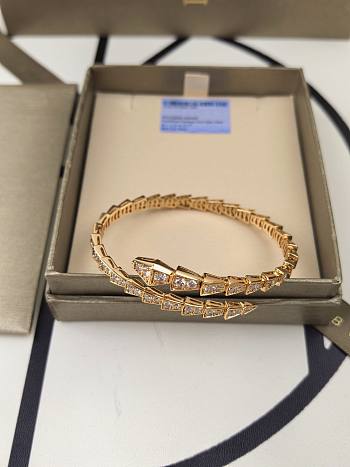 Colestore Bvlgari Double-Coil Snake-Shaped Spring Bracelet with Full Diamonds Rose Gold
