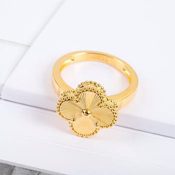Colestore Van Cleef & Arpels Vintage Alhambra Ring Gold