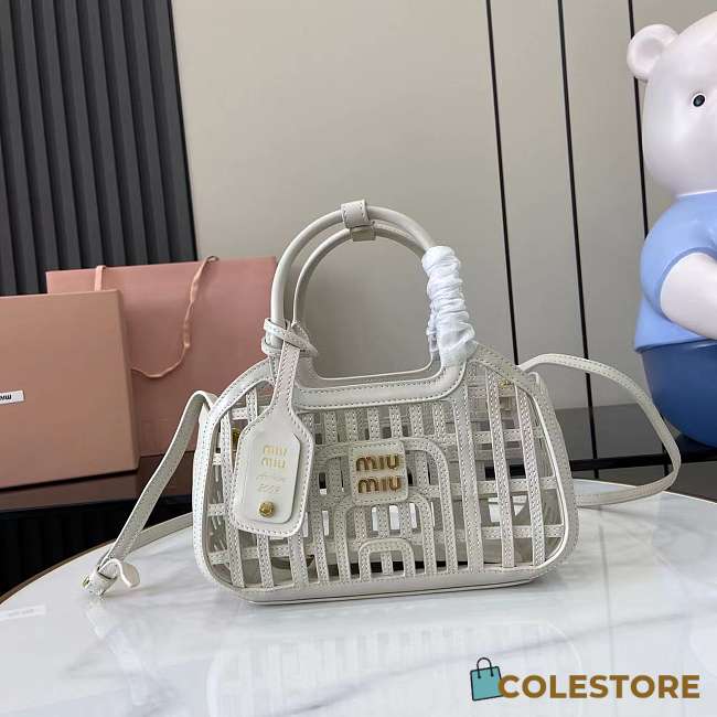 Colestore Miu Miu Chalk White Leather Basket 24x12.5x9cm - 1