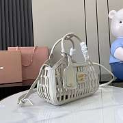 Colestore Miu Miu Chalk White Leather Basket 24x12.5x9cm - 3
