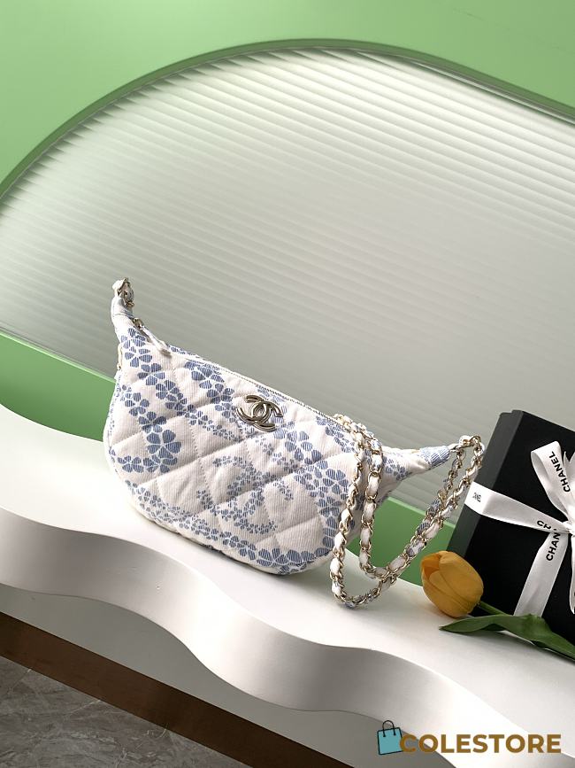 Colestore Chanel CoCo Beach Large Hobo Bag, Printed denim & Gold-tone Metal, White & Blue - 1