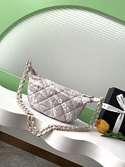 Colestore Chanel CoCo Beach Large Hobo Bag, Printed denim & Gold-tone Metal, White & Gray - 5