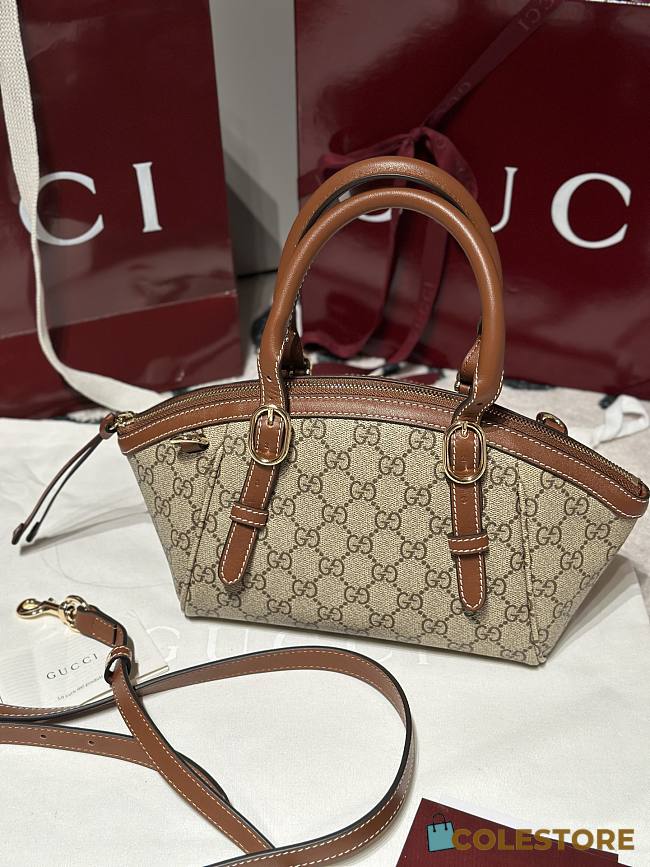 Colestore Gucci GG Emblem Small Top Handle Bag 31x17x12cm - 1