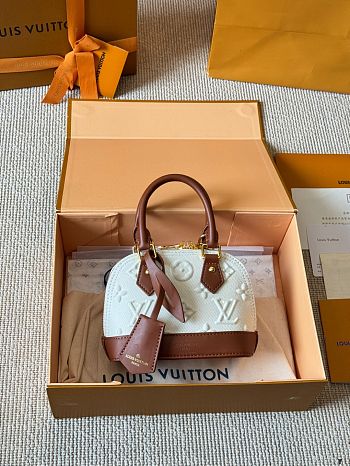 Colestore Louis Vuitton Nano Alma Retiro 16x12cm