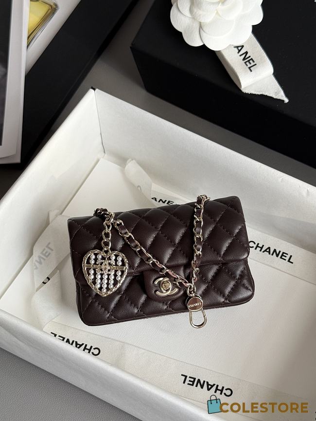 Colestore Chanel 25A Ultra Mini Pearl Heart CF Charm Bag Brown 8x12.5x5cm - 1