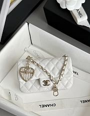 Colestore Chanel 25A Ultra Mini Pearl Heart CF Charm Bag White 8x12.5x5cm - 1