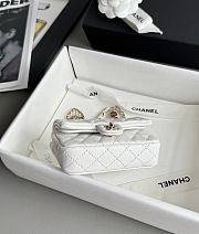 Colestore Chanel 25A Ultra Mini Pearl Heart CF Charm Bag White 8x12.5x5cm - 6