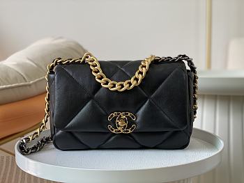 Colestore Chanel AS1160 Tofu Bag Small Black 26x9x16cm