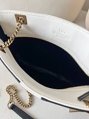 Colestore Valentino Garavani Viva Superstar Medium Nappa Leather Shopping Bag Butter/Black 27x18x3cm - 2