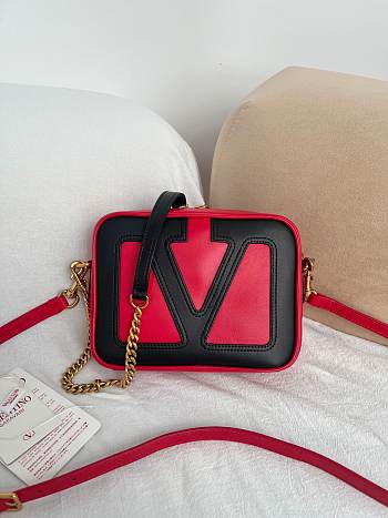 Colestore Valentino Garavani Viva Superstar Nappa Leather Crossbody Bag Red Black 20x15x5cm