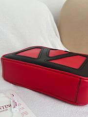 Colestore Valentino Garavani Viva Superstar Nappa Leather Crossbody Bag Red Black 20x15x5cm - 5