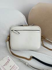 Colestore Valentino Garavani Viva Superstar Nappa Leather Crossbody Bag Butter/Black 20x15x5cm - 4