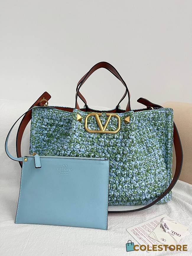 Colestore Valentino Garavani VLogo Medium Shopping Bag In Raffia Crochet Blue 35x25x17cm - 1