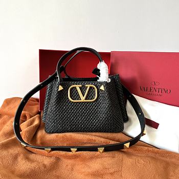 Colestore Valentino Garavani Raffia Grained Calfskin Small Rockstud Tote Black 25x18x1cm