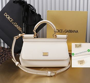 Colestore Dolce & Gabbana Sicily White Handbag 18x11x6cm