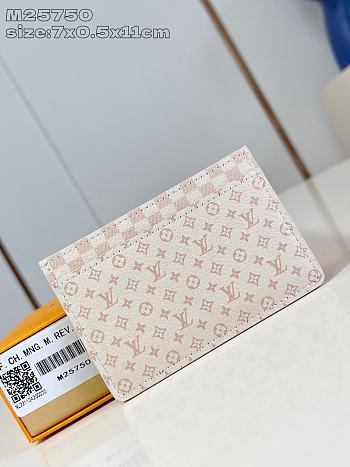 Colestore Louis Vuitton Card Holder Monogram Dune 7 x 0.5 x 11cm