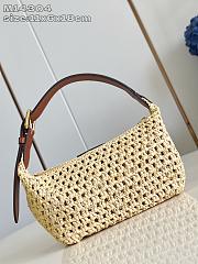 Colestore Louis Vuitton Hills Pochette Monogram Canvas Natural 11 x 6.5 x 18.5cm - 5