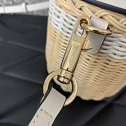 Colestore Valentino Garavani Vlogo Signature Wicker Vanity Bag White 19x13.5x13cm - 5