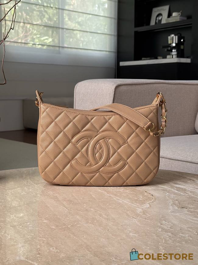 Colestore Chanel CC Quilted Caviar Shoulder Bag Beige Leather 29x21.5x9cm - 1