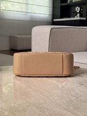 Colestore Chanel CC Quilted Caviar Shoulder Bag Beige Leather 29x21.5x9cm - 4